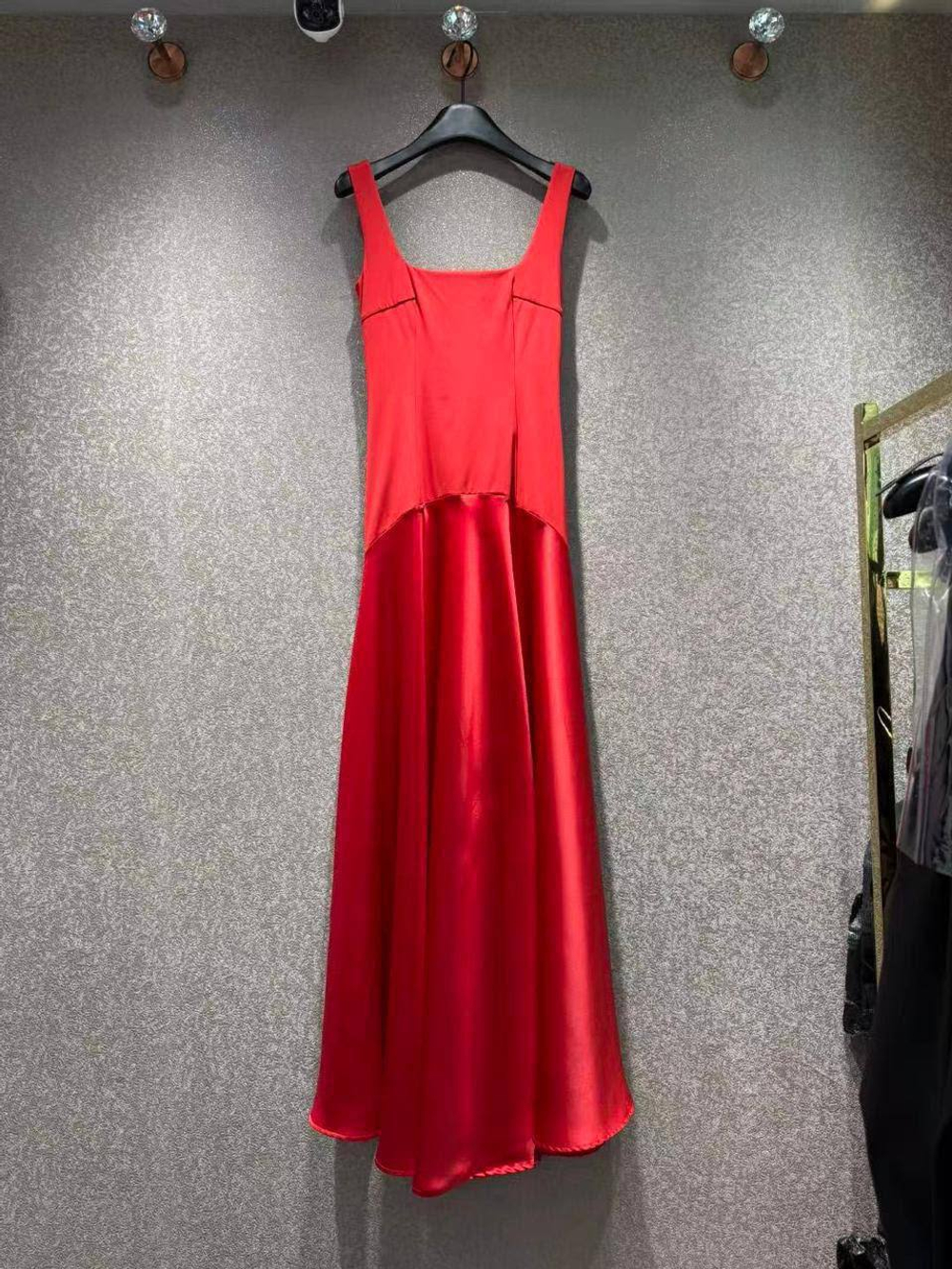 Платье Valentino