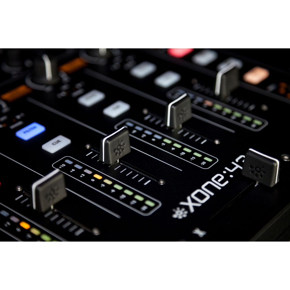 Allen & Heath Xone:43