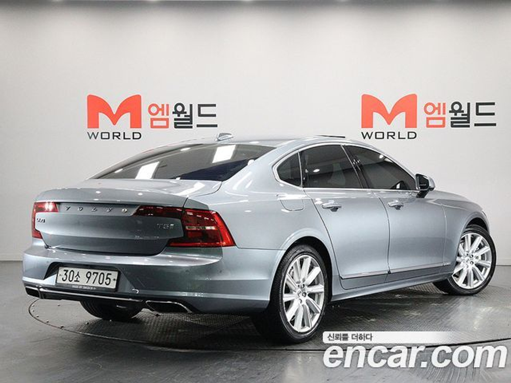 Volvo S90 T5 — 2019
