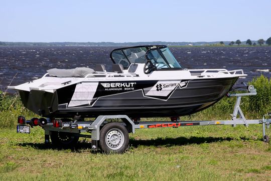 Лодки BERKUT S SERIES