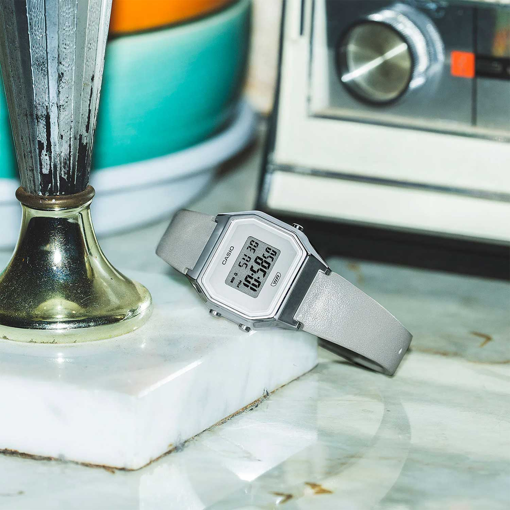 Часы Casio LA680WEL-8