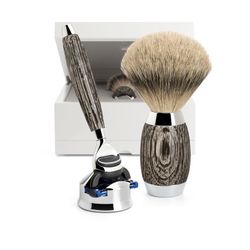 Бритвенный набор MUEHLE EDITION, барсучий ворс высшей категории Silvertip, бритва Fusion, мореный дуб, стерлинговое серебро (S 493 ED 3)