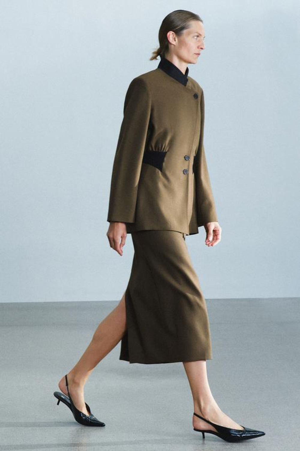 ZARA ЮБКА ПРЯМОГО КРОЯ ИЗ 100% ШЕРСТИ — ZW COLLECTION, ПЫЛЬНЫЙ ХАКИ