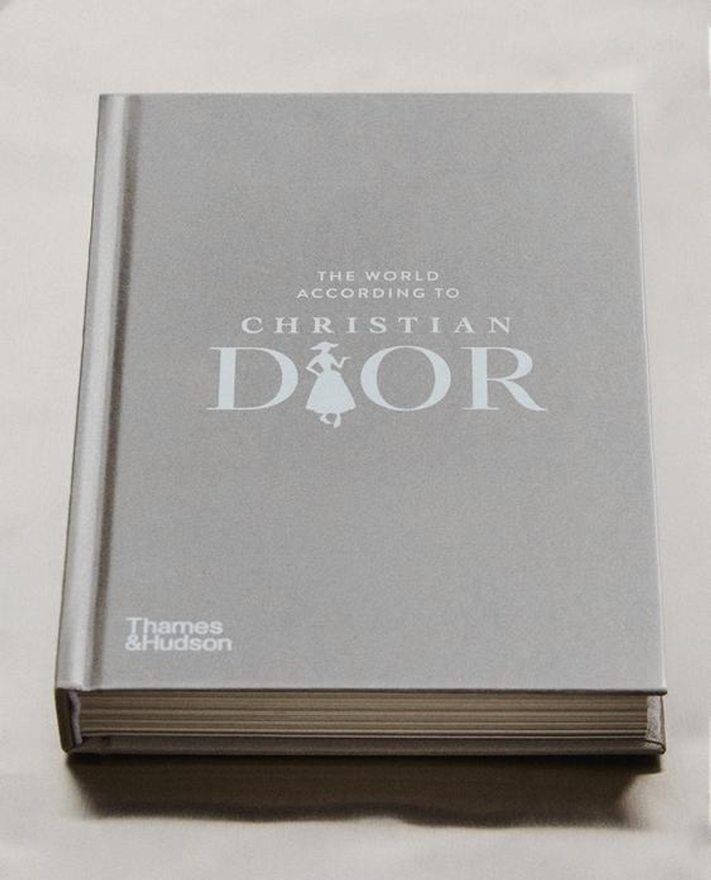 ZARA HOME КНИГА МИРА CHRISTIAN DIOR (НА АНГЛИЙСКОМ ЯЗЫКЕ), СЕРЫЙ