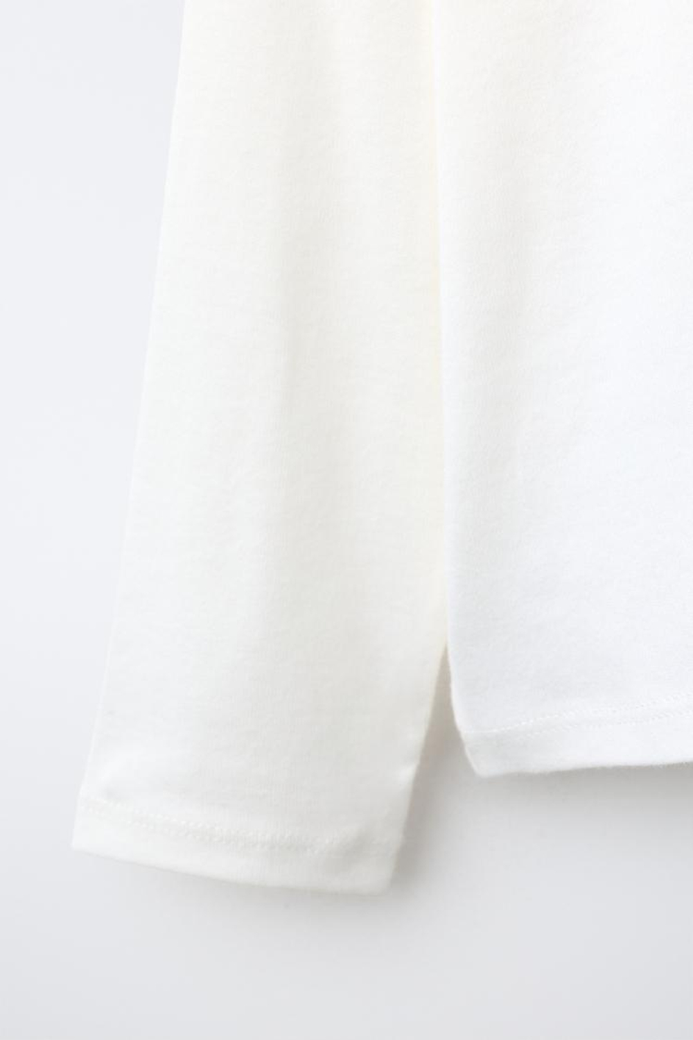 ZARA ОДНОТОННЫЙ ТОП С ВОРОТНИКОМ-СТОЙКОЙ, БЕЛЫЙ