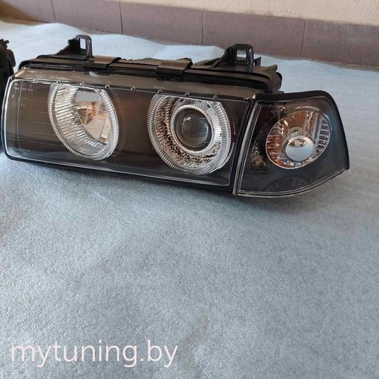Передние фары Bmw 3 E36 angel eyes black