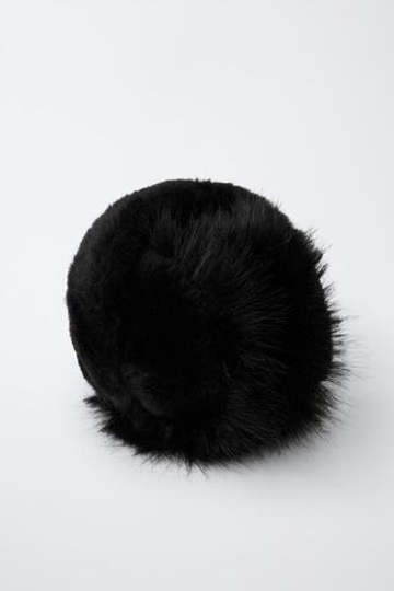 ZARA СКЛАДНЫЕ НАУШНИКИ ИЗ ИСКУССТВЕННОГО МЕХА, ЧЕРНЫЙ