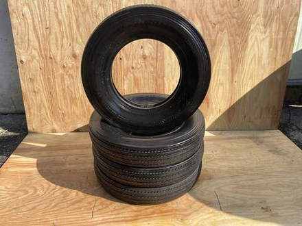 Dunlop taxi master 5.60R13  4шт.