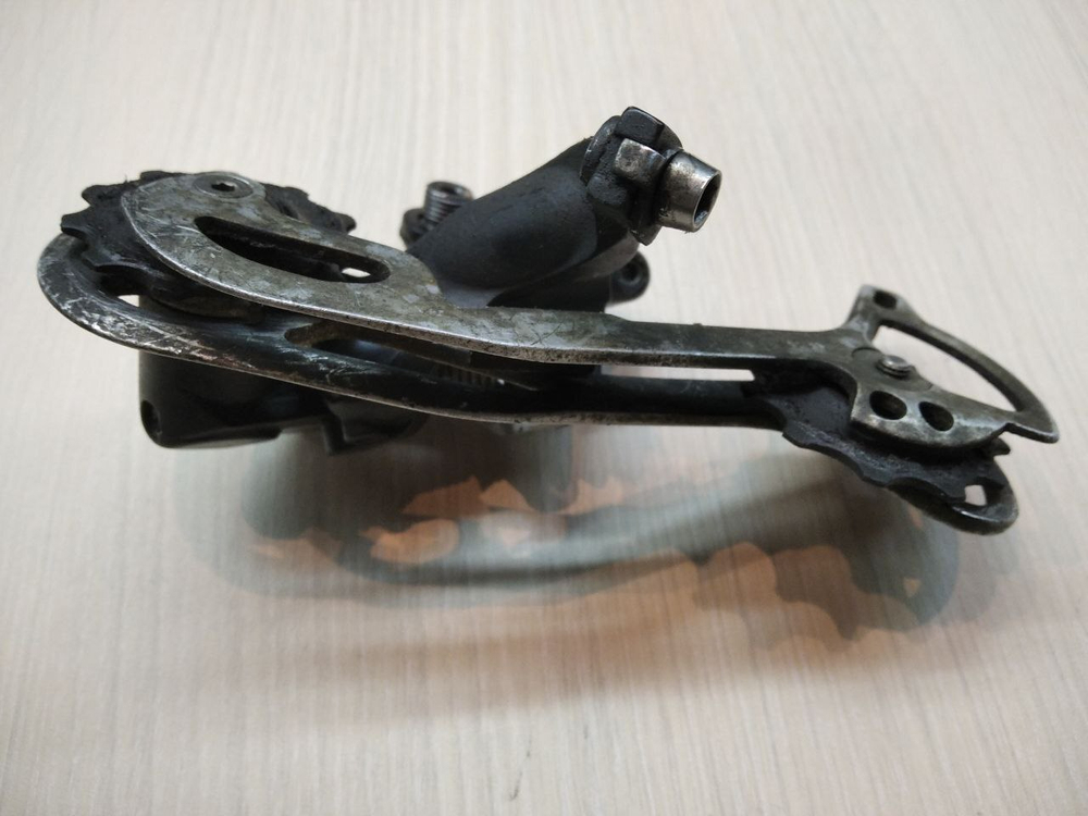 Задний переключатель Shimano Deore XT RD-M772