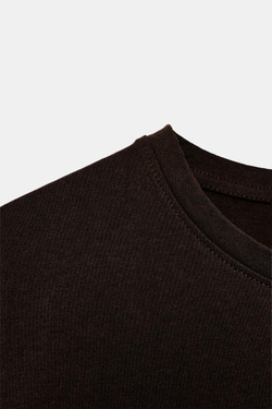 ZARA ХЛОПКОВАЯ ФУТБОЛКА В СТИЛЕ РУСТИК, ШОКОЛАДНЫЙ
