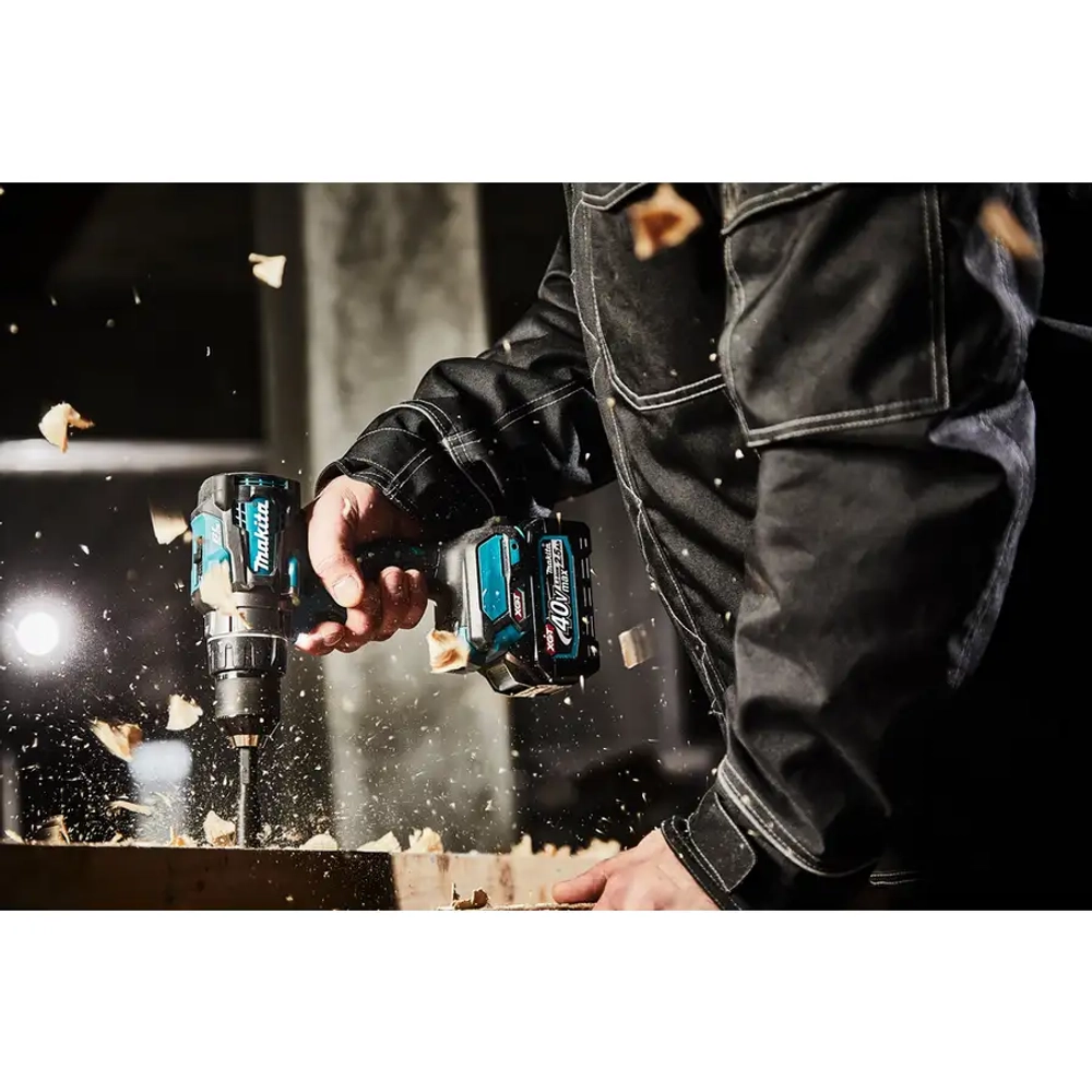 Аккумуляторная дрель-шуруповёрт XGT® Makita DF001GD201