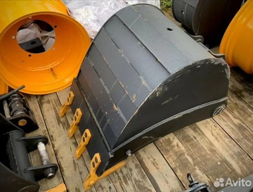 Ковш 600 мм JCB 3CX, 4CX (в сборе с пальцами и вварными втулками)
