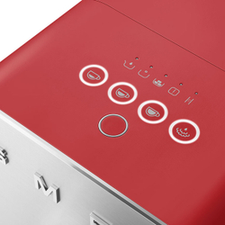 Кофемашина автоматическая Smeg красный матовый