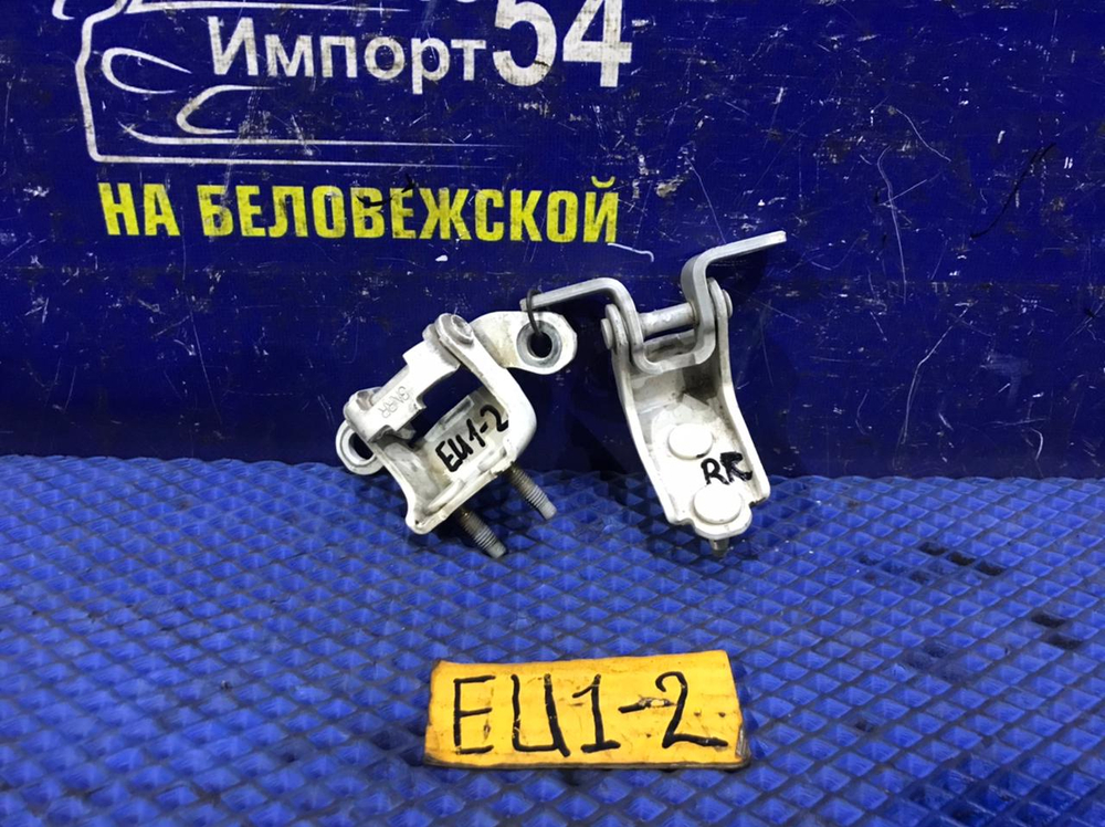 Петля двери задней правой Honda CIVIC 2001
