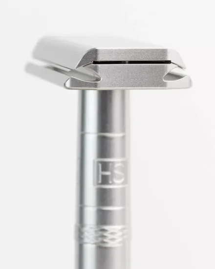 Т-образная бритва (станок) Henson Shaving AL13 v2.0, серебристая, Mild
