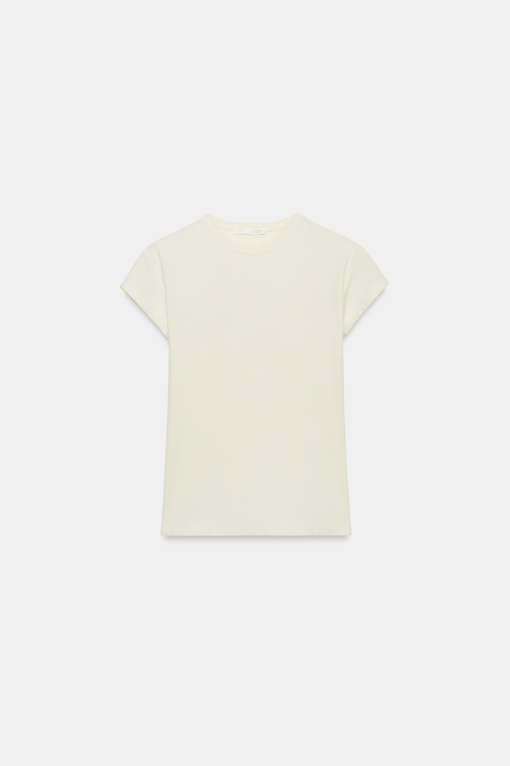 ПРИТАЛЕННАЯ ФУТБОЛКА С КОРОТКИМИ РУКАВАМИ — ZARA