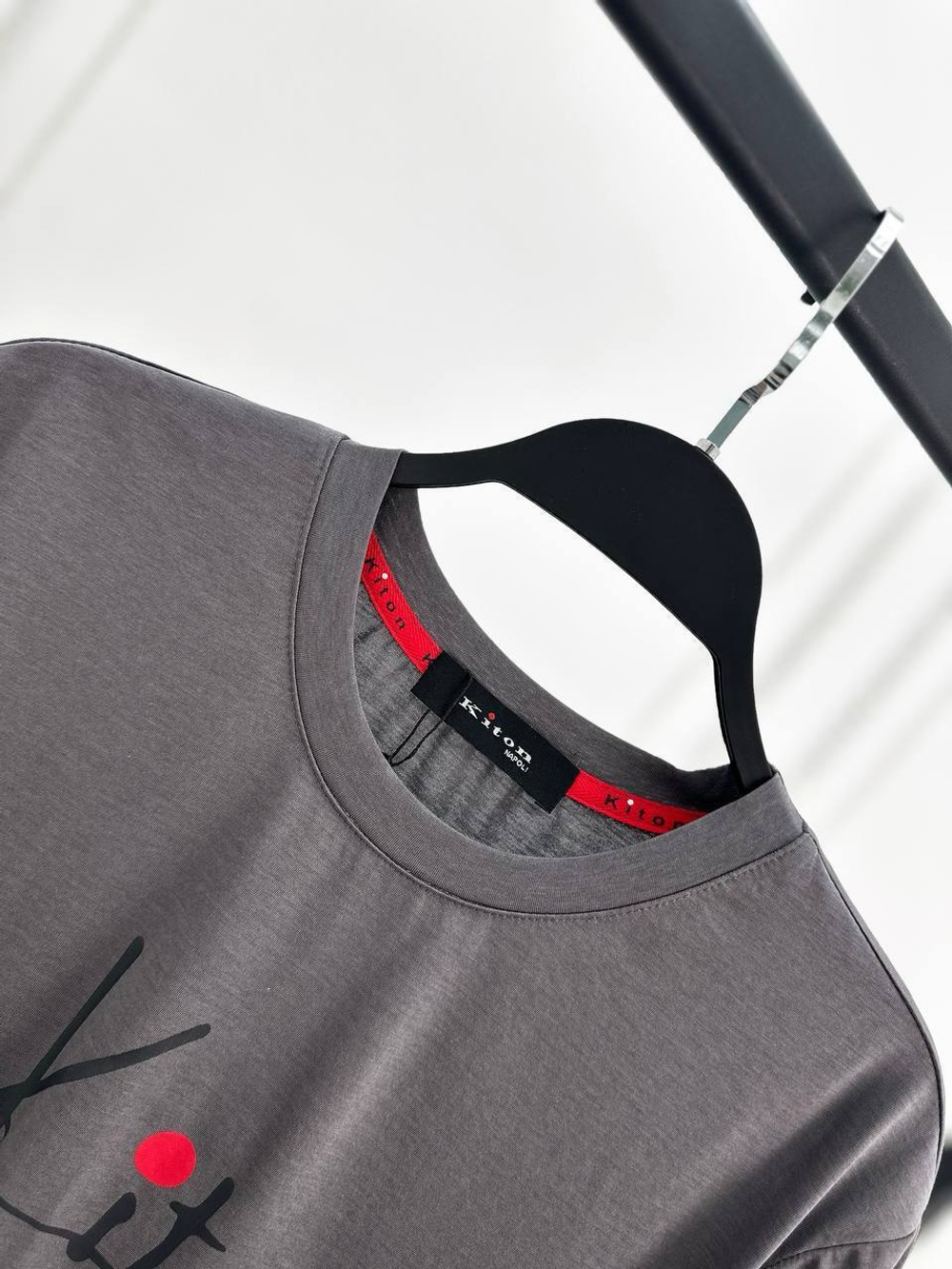 Футболка Kiton
