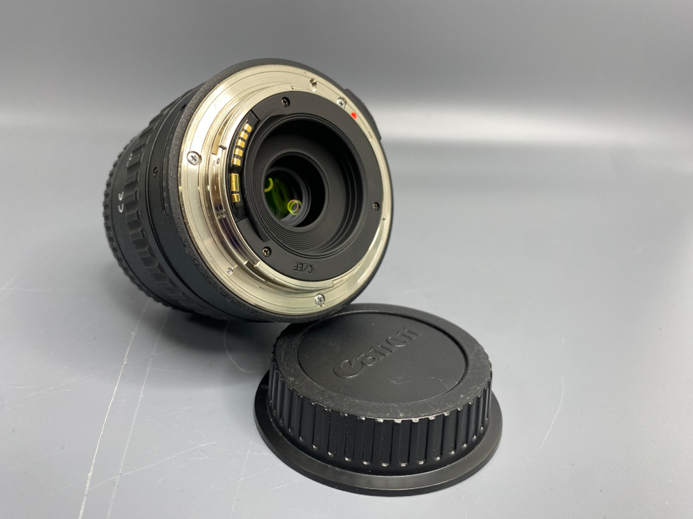 Tokina AT-X 10-17mm f/3.5-4.5 AF DX Fisheye Canon EF