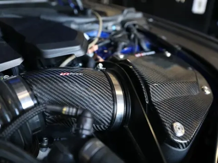 Система холодного впуска aFe Power BMW M5 F90 Black Series Carbon Fiber Cold Air Intake System - Pro 5R Filters