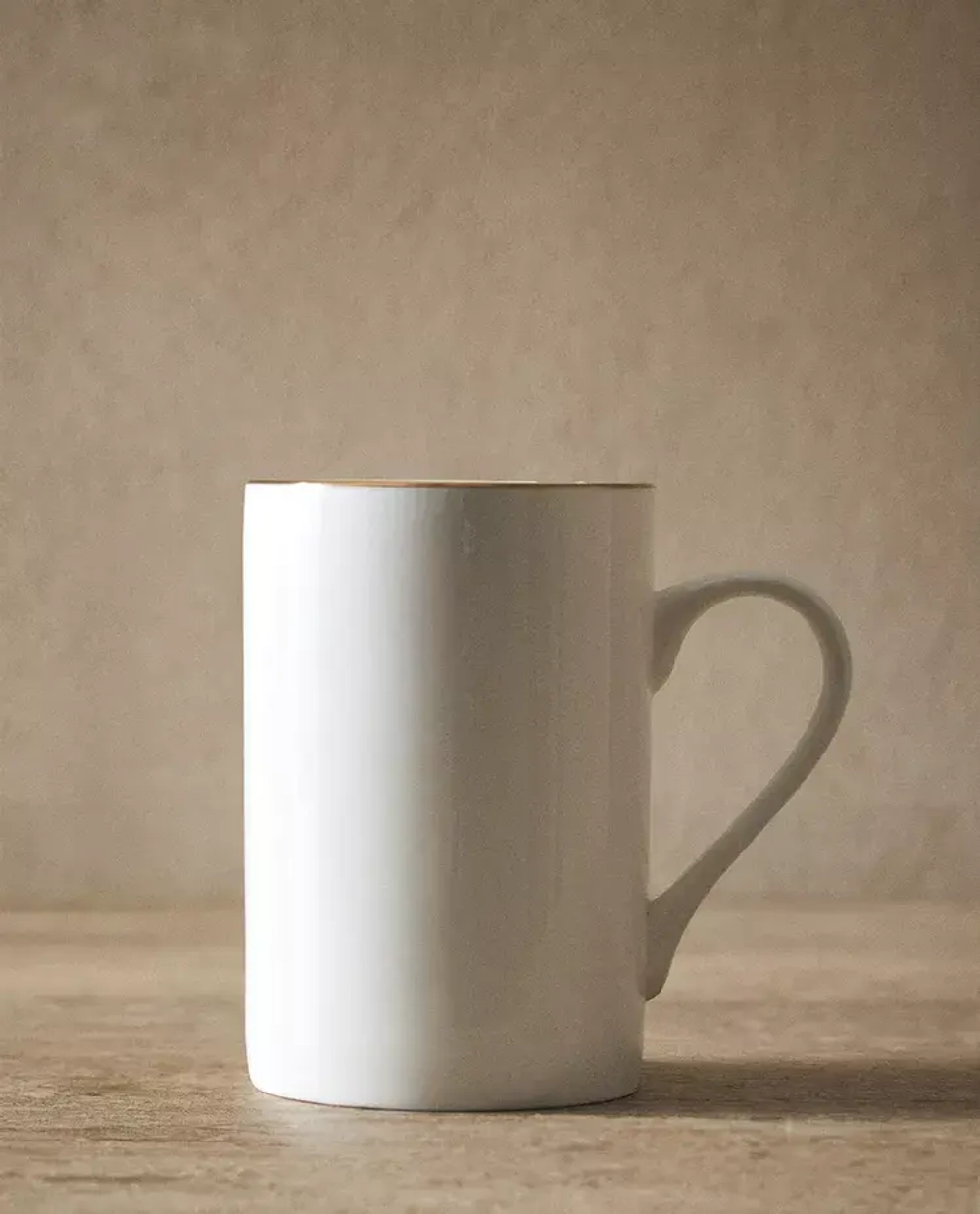 ZARA HOME ФАРФОРОВАЯ КРУЖКА С ЗОЛОТОЙ КАЙМОЙ, ЗОЛОТИСТЫЙ