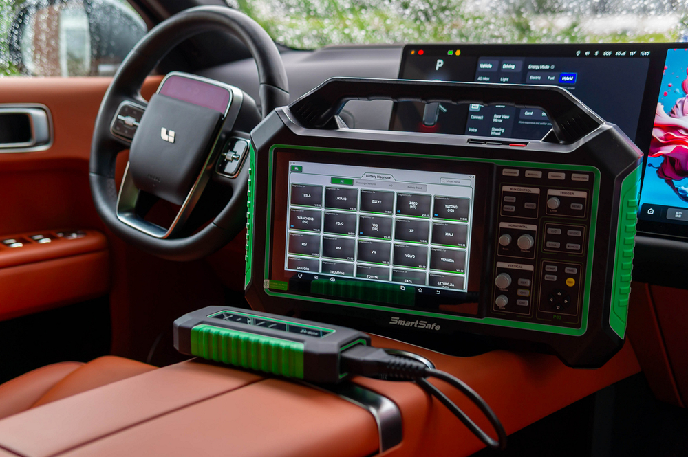 Launch SmartSafe P03 EV