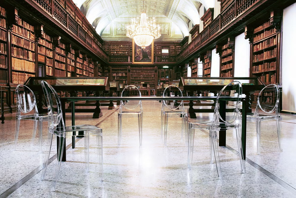 стул Victoria Ghost Chair by by Philippe Starck