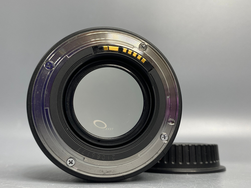 Canon EF 50mm f/1.4 USM