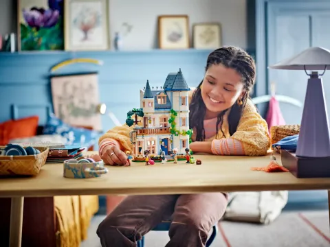 Конструктор LEGO Friends 42638 Отель типа: Постель и завтрак