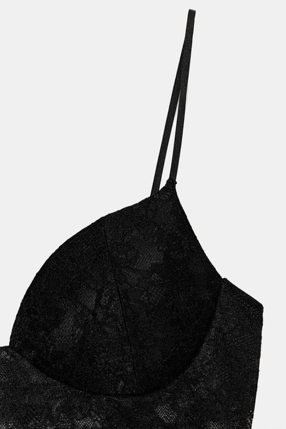 ZARA ТОП НА БРЕТЕЛЯХ С КРУЖЕВОМ, ЧЕРНЫЙ