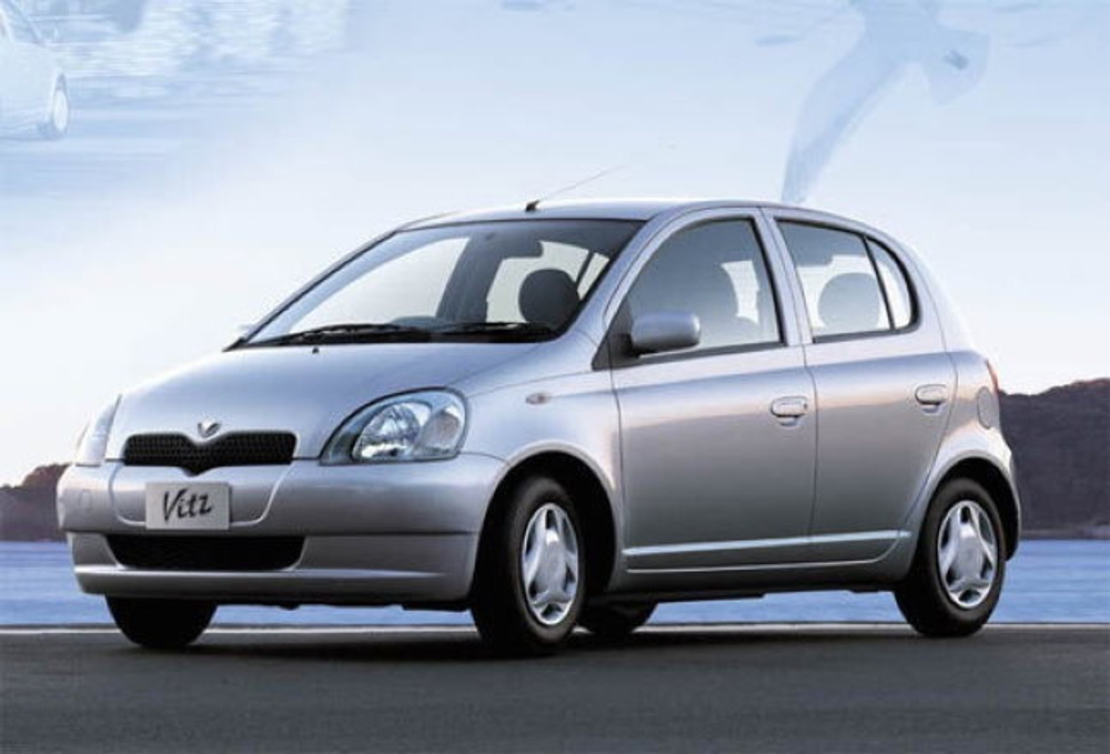 Порог правый Toyota Yaris, Vitz (Platz) 1999-2005 (Klokkerholm)