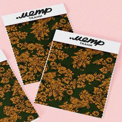 Ткань флис золотистая роспись с цветами