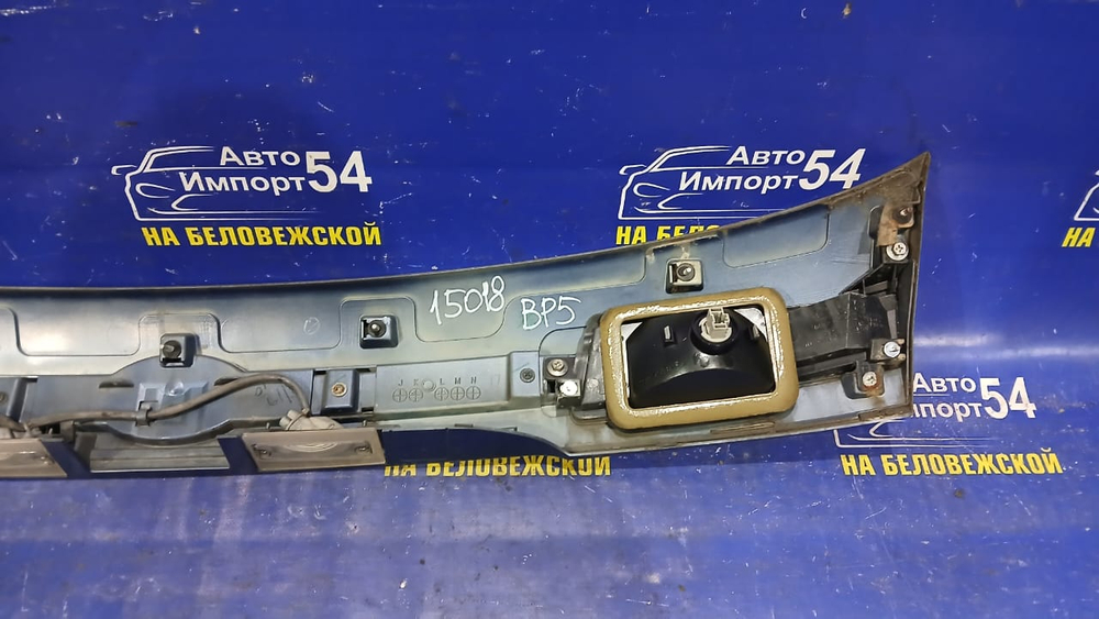 Вставка в багажник центральная SUBARU LEGACY 2006-2009