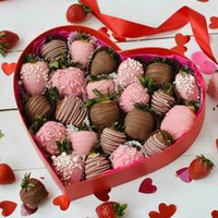 Клубника в шоколаде Pink Chocolate, 25-30 ягод