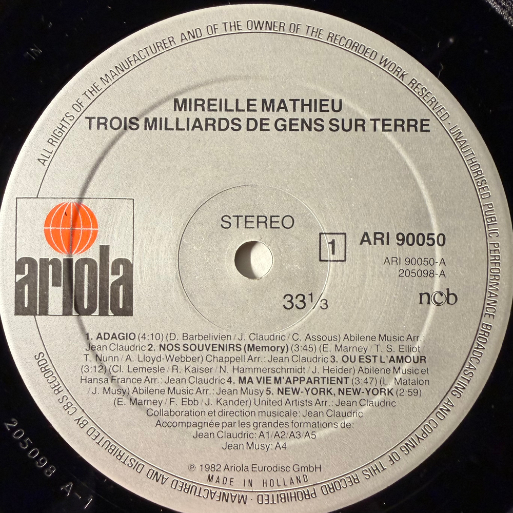 Mireille Mathieu - Trois Milliards De Gens Sur Terre (Голландия 1982г.)