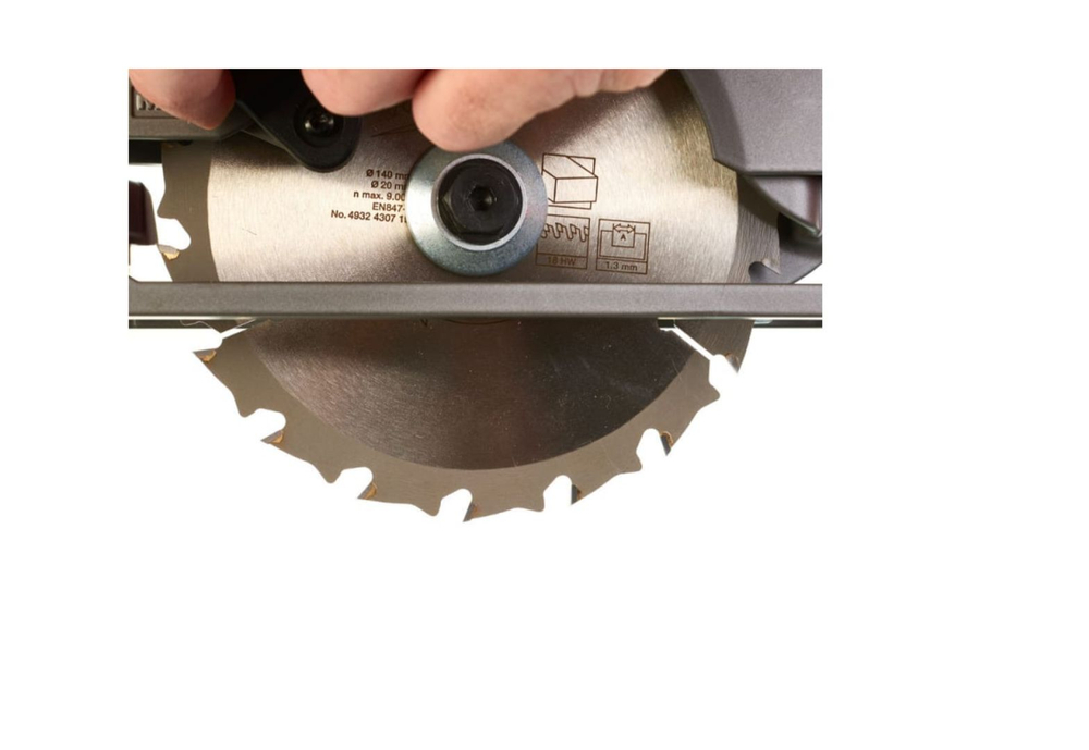 Аккумуляторная циркулярная пила Li-Ion6Ач Milwaukee M12 CCS44-602X FUEL 4933451512