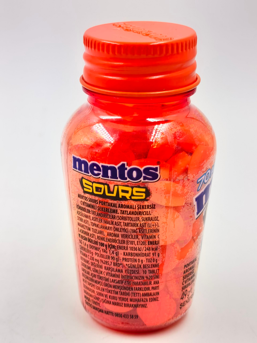 MENTOS Sours Кислый апельсин, лимон, клубника набор освежающих пастилок с витамином С (3 шт. по 49 г) 147 г (Турция)