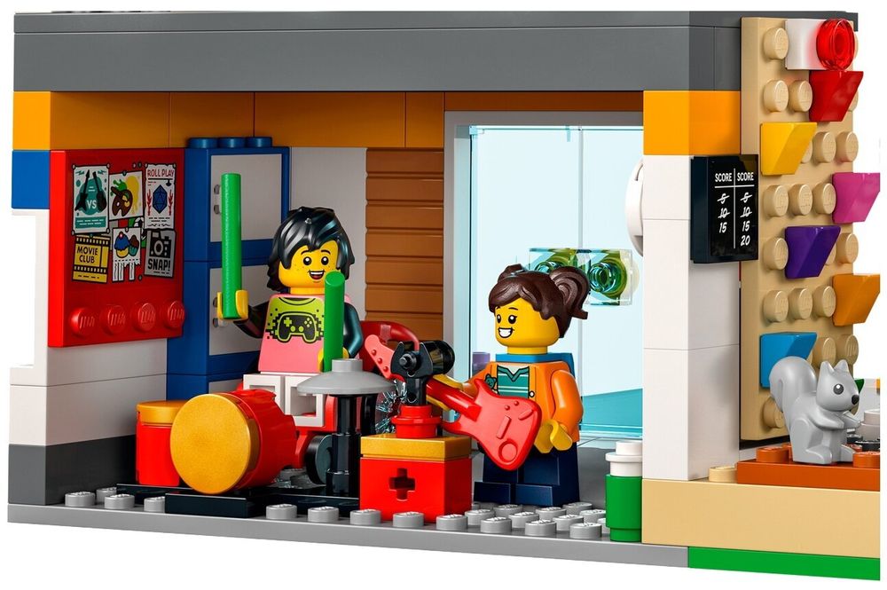 Конструктор LEGO City Community 60329 День в школе