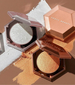 Diamond Bomb All-Over Diamond Veil — осветляющий средство - FENTY BEAUTY - SEPHORA