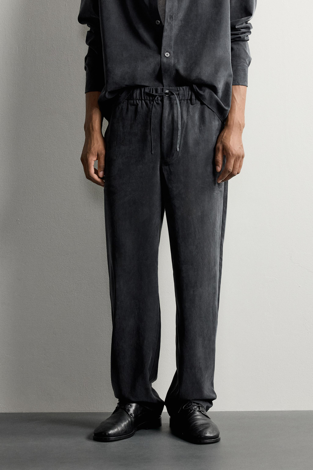 СТРУЯЩИЕСЯ БРЮКИ RELAXED FIT — ZARA