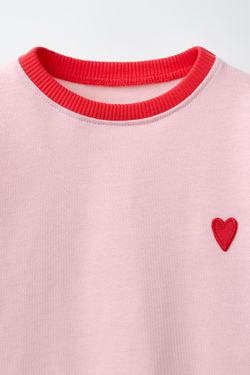 ZARA ФУТБОЛКА КОЛОР-БЛОК С СЕРДЦЕМ, МЯГКИЙ РОЗОВЫЙ