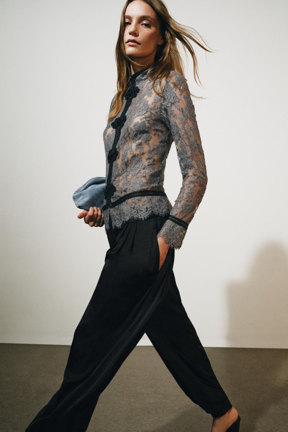 РУБАШКА С КЛЕВАНТАМИ ZW COLLECTION — ZARA
