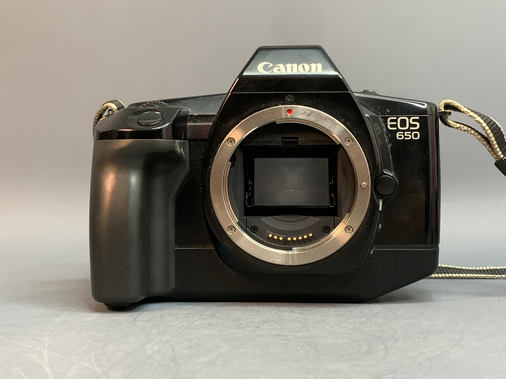 Canon EOS 650