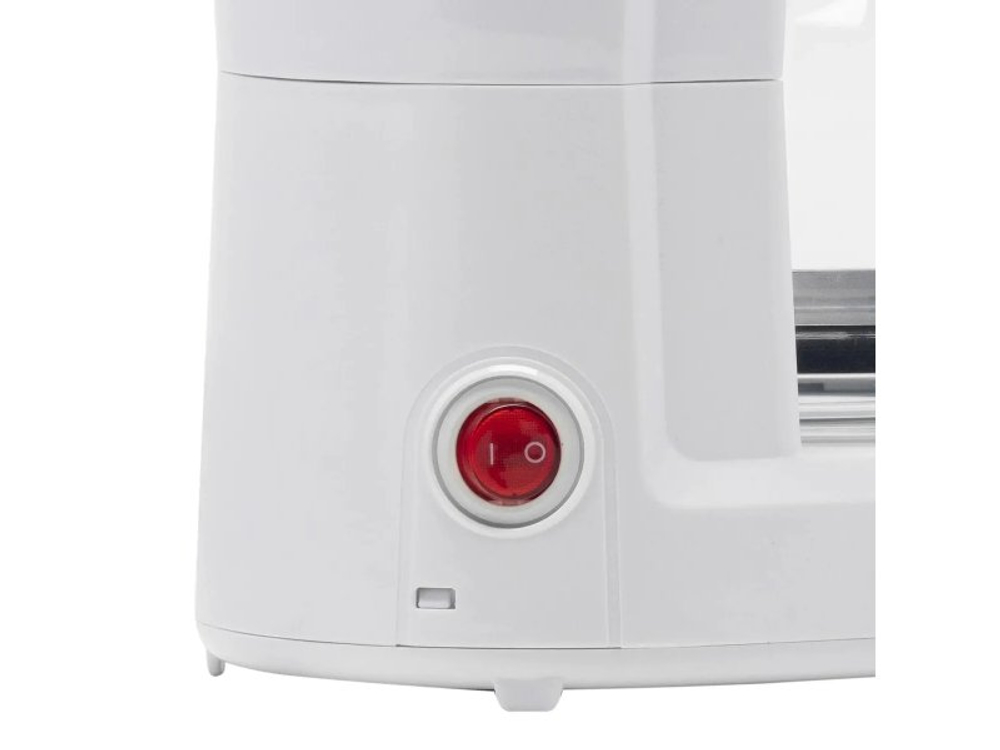 Кофеварка StarWind STD0611 белый