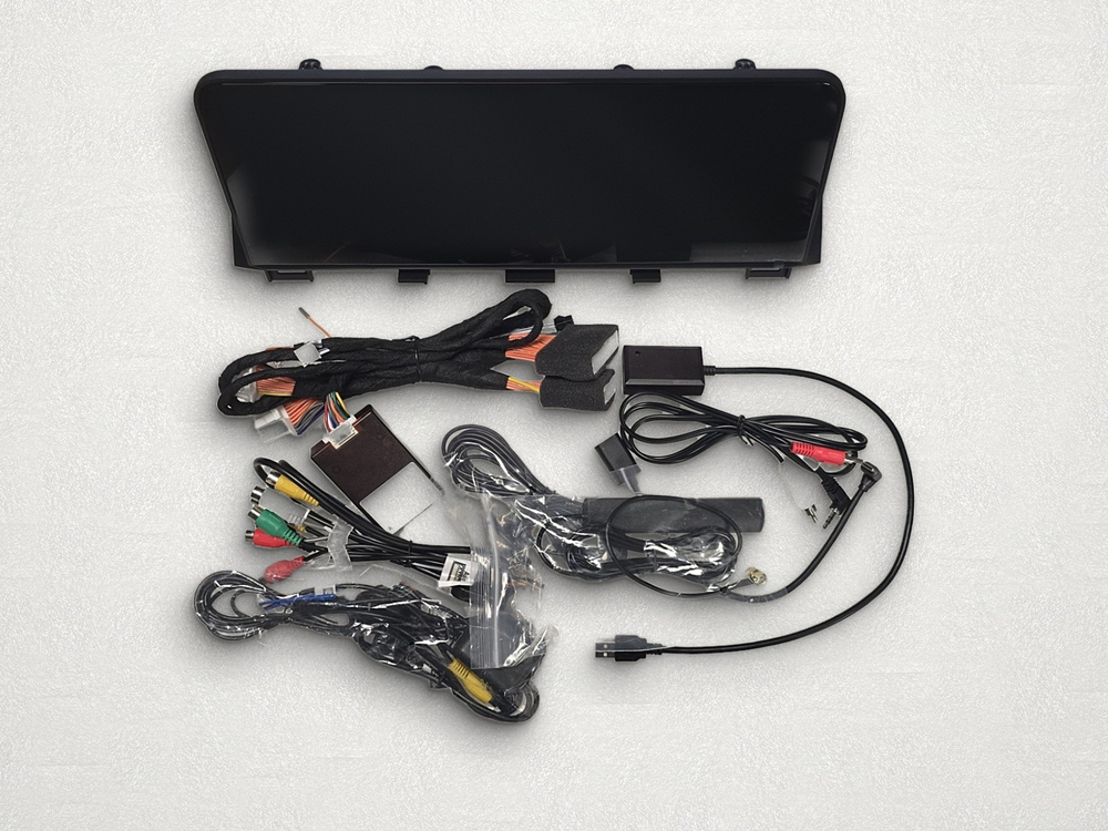 Штатная магнитола для INFINITY QX80 2023-2025 KUBERG DH-N1240