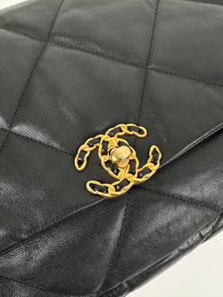 Сумка Chanel 19 Large Flap Bag