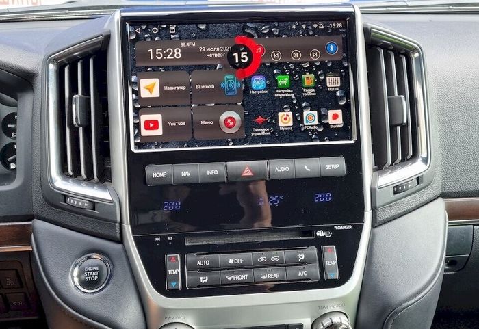 Магнитола для Toyota Land Cruiser 200 2015-2021 (без JBL) - Kuberg ZH-T1000 дисплей 10.1" на Android 12, Быстрая, CarPlay, 4G SIM-слот, блок климата в комплекте