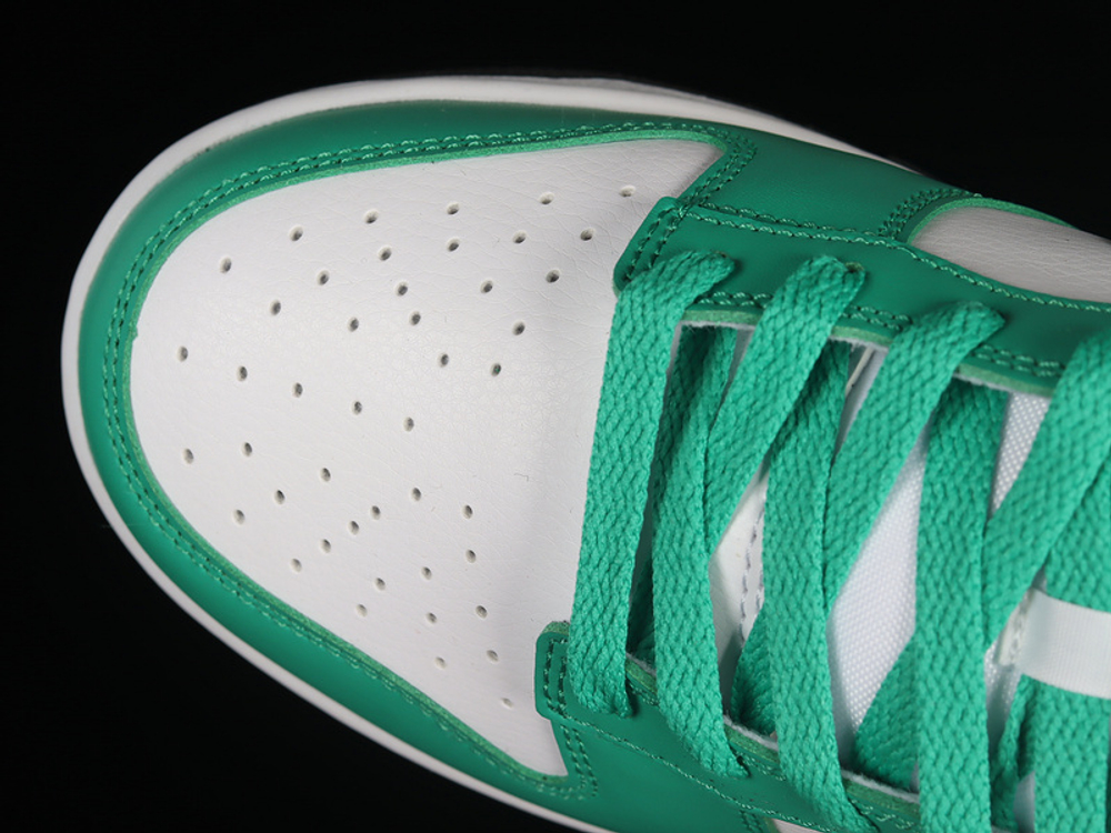 Nike Dunk Low Celtics