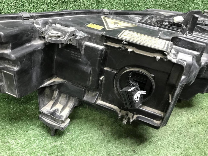 Фара правая BMW X7 G07 (19-22) Laser Light