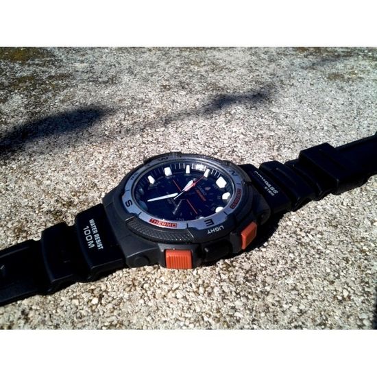 Наручные часы Casio SGW-500H-1BVDR