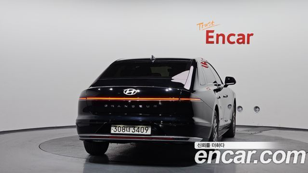 Hyundai Grandeur Premium — 2024